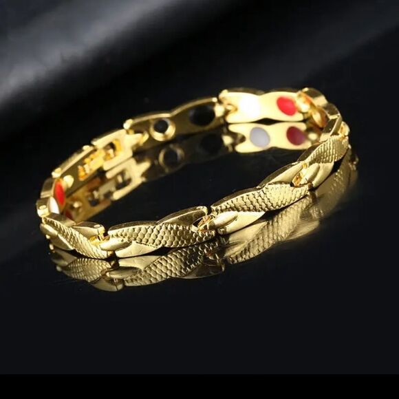 Casual Retro Fashion Dragon Pattern Magnetic Bracelet - Picture 5 of 16